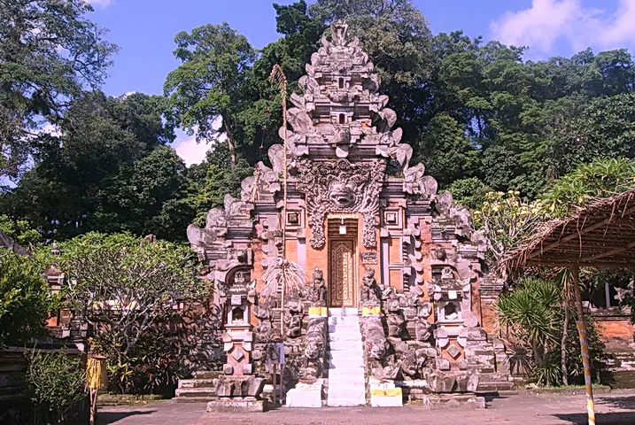 pura bukit dharma kutri