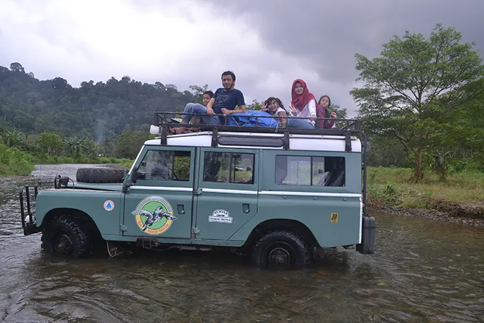 daftar destinasi wisata di banyuwangi yang wajib dijelajahi dengan jeep